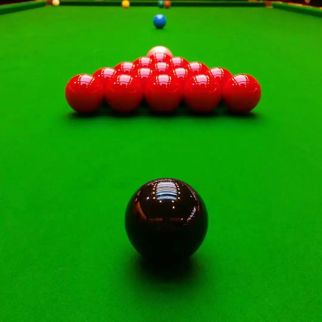 塞尔比VS肖国栋：2023斯诺克国锦赛第3轮巅峰对决，王者之争，谁能晋级？